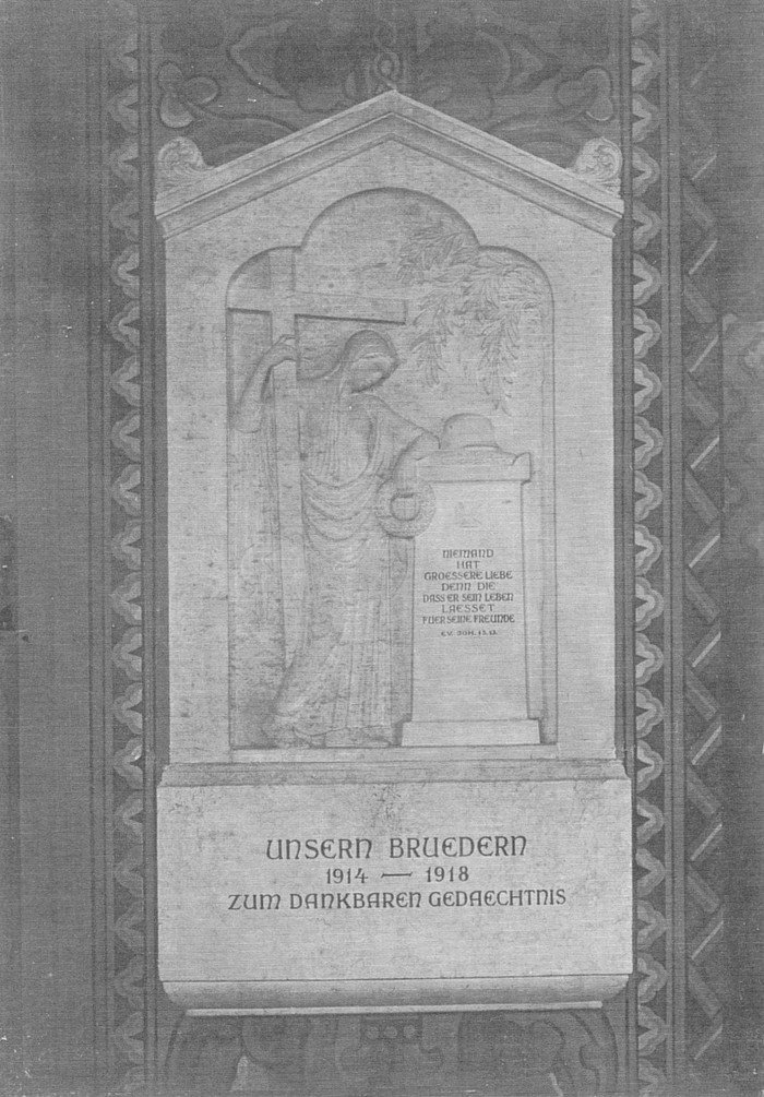 Mahntafel für die Gefallenen des Ersten Weltkrieges in der Hochmeisterkirche um 1920