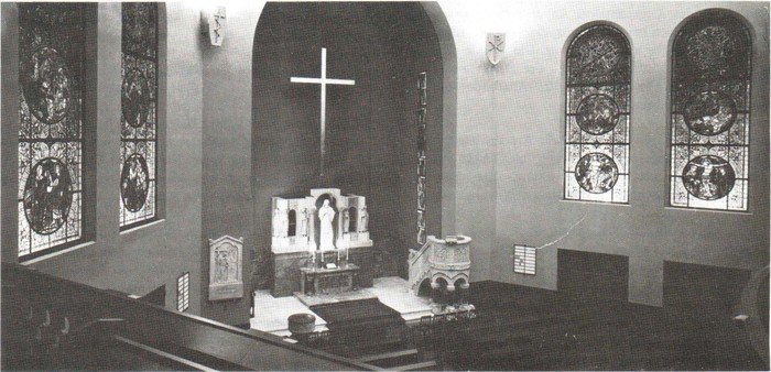Altarraum der Hochmeisterkirche nach dem Umbau von 1935